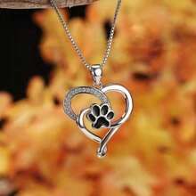 1pc Cute Unique Dog's Paw Heart Necklace For Women Men,Daily Wear Jewelry, Classic Jewelry Design(No Box) - 銀色 - 查看 1