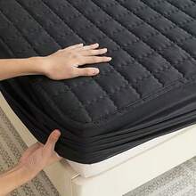 Capa Protetor De Colchão 100% Impermeavel Matelado Com Elastico - Preto - Visão 4