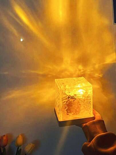 1个水波纹北极光氛围灯，16种灯光颜色，触摸和遥控操作，营造浪漫温馨的氛围，RGB氛围夜灯，适合成人卧室装饰、露营、婚礼装饰、节日派对和母亲节礼物