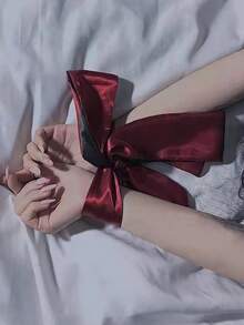 1件柔软缎面性感眼罩服装内衣配饰，双面黑色和红色眼罩吊袜带 - 彩色 - 查看 5