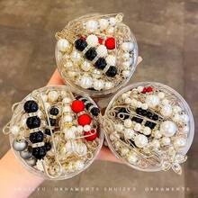 一套优雅女士缝纫胸针，饰以仿珍珠和串珠 - 金色安全别针，适用于腰部调节和衣物修补 - 适合日常佩戴和送礼，多功能饰品 | 精致风格，易于取下，无需缝纫。配有可调节扣环，完美调节腰围。是搭配毛衣、开衫和披肩的理想之选。[送给妻子和母亲的节日礼物] 款式和颜色随机发货 - 收腰別針 - 查看 8