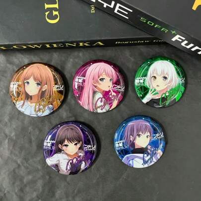 These Character-Themed Reflective Double Flash Badge Pins With Exquisite Craftsmanship, Clear Printing And Premium Durable Material. Stylish And Lightweight, Great For Decorating Bags, Clothes And Daily Accessories.