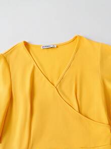 女士伴娘礼服，V领优雅时尚派对礼服，蝴蝶袖短款晚礼服 - 黃色 - 查看 3