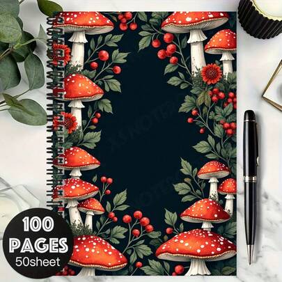دفتر ملاحظات حلمي بغلاف مزين بفطر أحمر نابض بالحياة وتوت وأوراق خضراء لإبراز السحر الطبيعي. عملي لتسجيل العمل والملاحظات الدراسية والتخطيط اليومي وأكثر من ذلك. هدية مثالية للتخرج أو عيد الميلاد، مناسب للمدرسة أو التدوين اليومي والمذكرات.