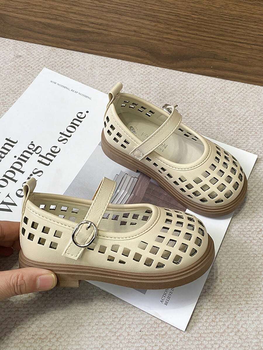 1 đôi sandal khoét lỗ thời trang cho bé gái/trẻ nhỏ, kiểu dáng thường ngày, dự tiệc/đeo quai, chất liệu lưới thoáng khí, giày bệt trẻ em, màu mơ phong cách Bohemian, trang phục dự tiệc lễ hội âm nhạc phương Tây. - Màu be - Xem 1