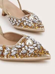 Giày sandal nữ cao cấp đính đá lấp lánh, gót kim loại, mũi nhọn, kiểu dáng slip-on, chất liệu bóng bẩy, thời trang và thanh lịch, thích hợp cho các bữa tiệc và trang phục trang trọng, gót thấp. - Vàng - Xem 4