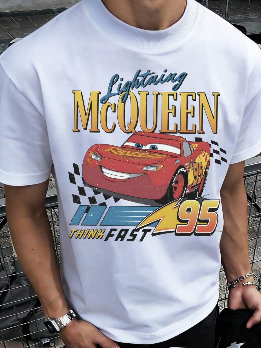 Lightning McQueen No. 95 Race Car Disney Pattern Printed Fashion Crew Neck T-Shirt, Made Of 100% Pure Cotton, Soft And Comfortable, Is The Ideal Choice For Daily Wear, Vacation Leisure, Outdoor Adventures, Campus Life, And Shopping Trips. It's A Must-Have Item For Summer And Also The Perfect Gift To Give. - 白色 - 查看 1