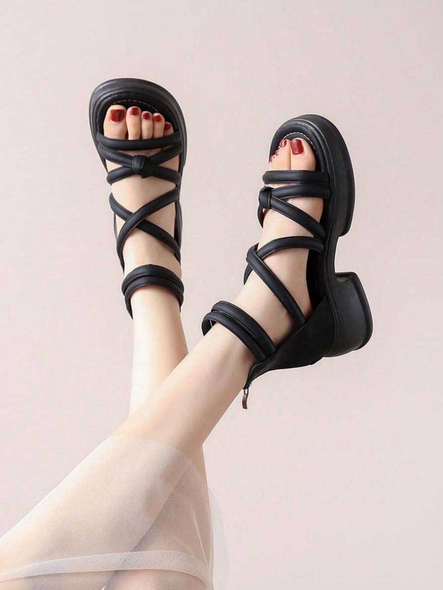 Sandalias romanas de mujer con diseño hueco y transpirable, de punta abierta, con plataforma gruesa impermeable, modelo 2026, adecuadas para ir al trabajo, la playa, uso casual y vacaciones de verano - Negro - Ver 1