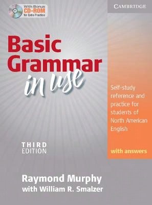 Gramática básica en uso Libro del estudiante con respuestas y CD-ROM: Referencia de estudio independiente y (Tapa blanda) de Raymond Murphy, William R. Smalzer
