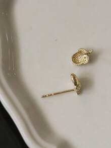 1对S925纯银简约独特可爱松果耳钉（女士款） - 松果1 - 查看 5