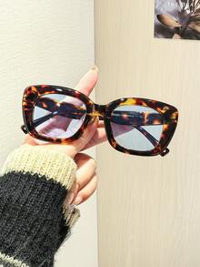 1副女士时尚眼镜，轻盈聚碳酸酯材质，复古粗框猫眼款式，适合海滩、派对和日常佩戴，附眼镜盒 - 彩色 - 查看 4