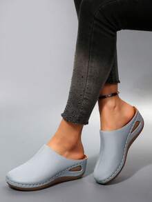 5.5厘米坡跟纯色休闲一脚蹬鞋，适合办公室、户外、四季穿着。 - 淺藍色 - 查看 7