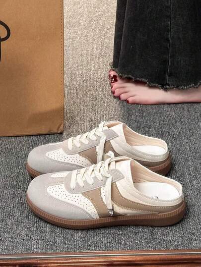 2026 春季复古德式女士套脚鞋，浅灰色和杏色透气打孔软底休闲乐福鞋，套脚设计，适合学生和通勤，网红风潮款 Gump 拖鞋