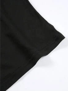 Disney Castle Women'S Short-Sleeved T-Shirt | Pink Mickey Mouse Theme Pattern Print, Stretchy Casual Summer Top, Machine-Washable Round-Neck, Travel And Gift Clothing, Festive Fun Pattern, Comfortable And Fitted Style - màu đen - Xem 5