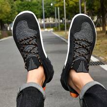 1双男士宽楦举重鞋,防滑轻便深蹲鞋,男士专业健身鞋,低帮休闲鞋,专业健身鞋,超宽圆头零落差赤足鞋 - 黑色 - 查看 2