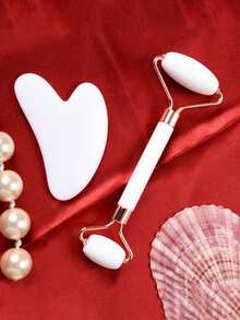 2 件面部刮痧按摩工具，包括 1 个双头按摩滚轮和 1 个心形刮痧板，有助于通过面部按摩减少浮肿、镇静和提拉皮肤（由 ABS 塑料制成） - 白色 - 查看 5