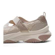 Skechers 女款休閒鞋 MOONHIKER 系列 魔鬼氈瑪麗珍粗底運動鞋 日常休閒舒適運動鞋 適合外出 177604-NAT - 自然色 - 查看 8
