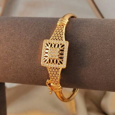 1件复古时尚闪亮合成锆石开口手镯，适合女性日常佩戴、生日派对、社交活动和开斋节珠宝礼物