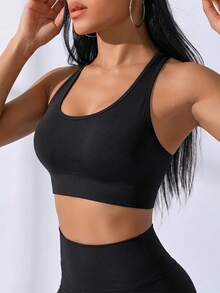 Bộ đồ thể thao nữ 2 món gồm quần legging cạp cao không đường may và áo bra nâng ngực. - màu đen - Xem 3