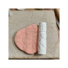 1pc Insect Themed Clay Rolling Stamp Tool - Plastic Material, Suitable For Pottery, DIY Crafts, With Insect Patterns (Bee, Beetle, Ant), Ideal For Entomology Projects, Home Decor Makers, Clay Stamp Gift For Pottery Enthusiasts - Cylinder - View 10