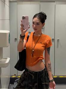 女士夏季插肩袖钩针刺绣针织短袖T恤，修身优雅圆领针织上衣 - 橘色 - 查看 7