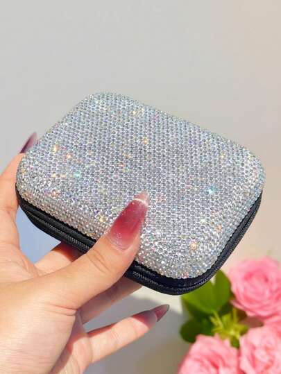 1 st lyxig sminkväska med glänsande strassdekor, läppstift, kudde, nyckel, kabel, hörlursväska, kreativ reseaccessoar