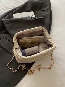 2026 Summer New Chinese Style Lock Chain Small Crossbody Bag, Fashionable Ladies Single Compartment Shoulder Bag - Beige - View 7