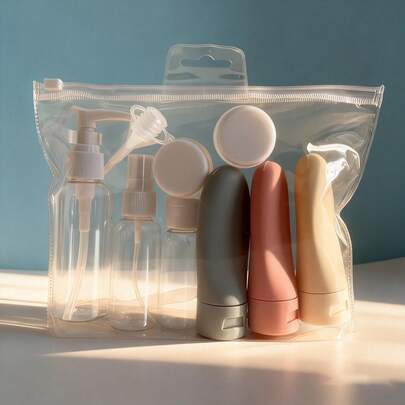 Ensemble de bouteilles de voyage rechargeables, comprenant un flacon vaporisateur, un flacon de lotion, un flacon de shampoing, un flacon de gel douche, convenant aux cosmétiques et aux liquides. Portable et facile à utiliser, idéal pour la salle de bain, les voyages, l'extérieur, les affaires. Conception anti-fuite.