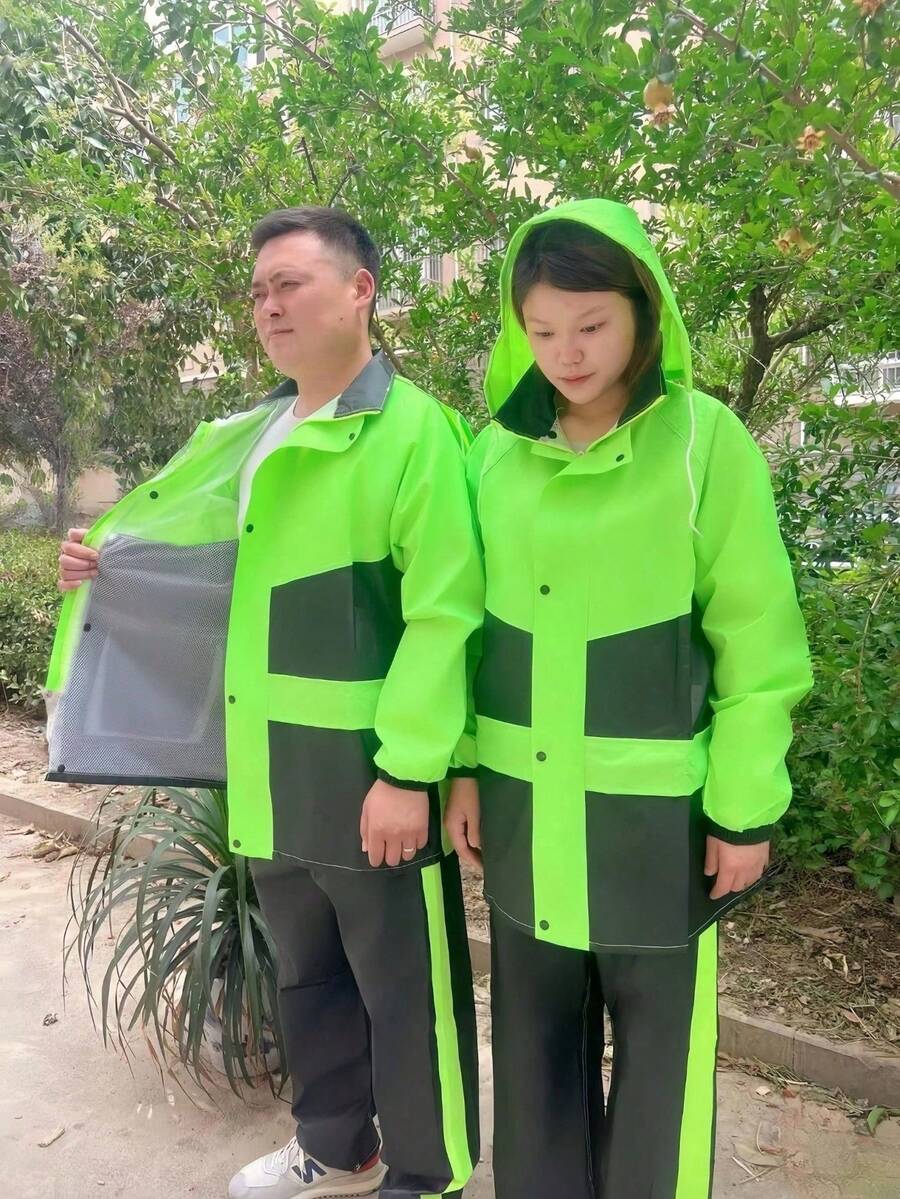 一套男女通用防水雨衣裤套装，加厚双层透气骑行/徒步套装，带高帽、反光条，户外、花园、旅行必备、便携必备、沙滩必备、毕业季、毕业典礼、毕业礼物、毕业赠礼、毕业礼物、毕业礼物、祝贺毕业、祝贺毕业生、优秀毕业生、毕业典礼、毕业派对、户外必备、旅行便携、徒步必备、露营必备、便携工具、夏季必备、夏季便携、雨衣/雨夹克/防水夹克 - 男款雨衣 - 查看 1