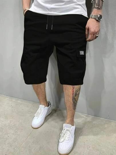 男士夏季工装短裤，可调节抽绳腰带，多口袋设计，适合日常通勤和户外活动