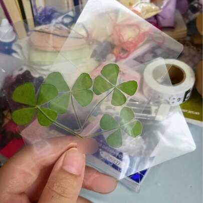 Lucky Four-Leaf Clover Natural Herbal Transparent Card - New Bookmark, Wish-Fulfilling Healing Transparent Card, Fresh And Minimalist Style