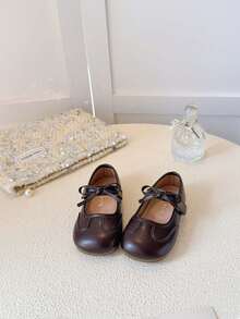 1 Pair Cute Bow Baby Leather Shoes, Soft Non-Slip Infant Princess Shoes, Adorable Versatile Toddler Shoes - Brown - View 3