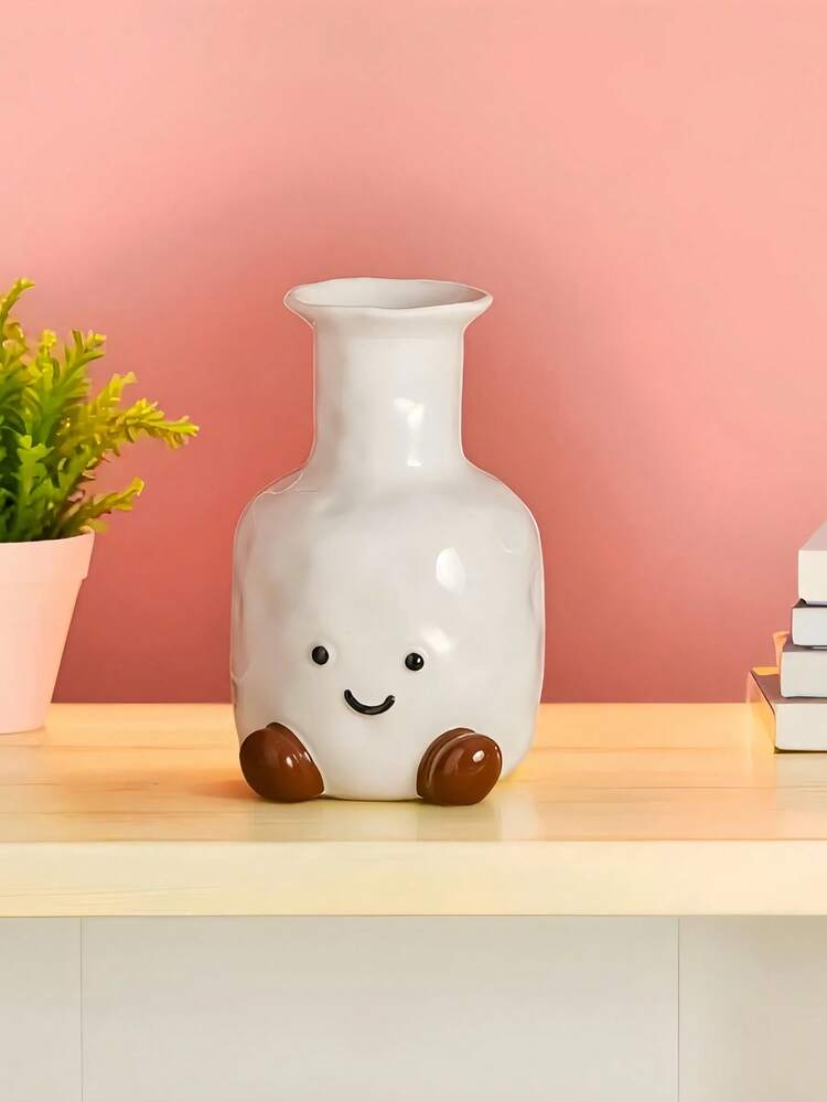 1个笑脸花瓶。一款可爱的白色卡通笑脸花瓶，适合装饰客厅茶几、书架和其他室内空间。 - 多色 - 查看 4