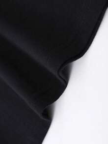 Authorized By Disney, Mickey Mouse And His Friends Print Ladies' 100% Cotton T-Shirts-Printed, Breathable And Light Fabrics, Regular Round Neck Summer Street Casual Tops, Disney Shirts, Patterns And Words Are Closely Combined, Full Of Fun And Memories. - 黑色 - 查看 4