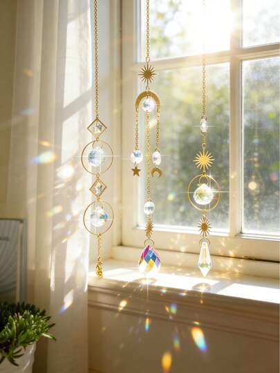 3pcs Gold Star & Moon Crystal Hanging Decor Set, Sun Moon Star Window Prism Suncatcher, Boho Dream Catcher, Spiritual Meditation Decor, Crystal Teardrop Pendant, Gift For Mom, Yoga Bedroom Living Room Kitchen Window Decoration, Boho Style Home Accents, Positive Energy Decor, Housewarming Gift, Crystal Healing Prism, Bohemian Home Decor, Wizard Room Decoration, Star Moon Window Sill Decor