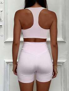 2 piezas Conjunto de fitness para mujer, top corto rosa de ajuste ceñido, elástico y transpirable, combinado con shorts de cintura alta plisados, adecuado para yoga, correr, entrenamiento en el gimnasio - Rosa - Ver 2
