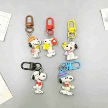 SNOOPY 1pc 2026 New Cute Pendant, Classic Peanut Comic Peripheral, And Cute Debut! Q-Cute Three-Dimensional Design, Soft And Versatile, Whether Used As A Keychain, Bag Accessory, Or Carried On Car Keys, It Is Super Eye-Catching. - Multicolor - View 2