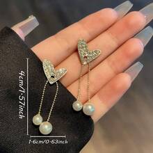 一对闪亮仿珍珠和锆石花朵流苏珍珠耳环，优雅长款耳环 - 愛心款 - 查看 4