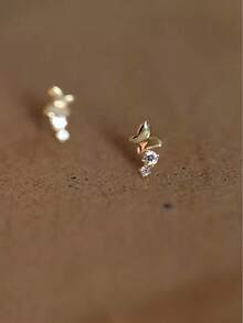 一对925纯银镀14K金蝴蝶形立方氧化锆耳环，法式奢华精致简约百搭迷你耳钉，女士款 - 蝴蝶1 - 查看 3