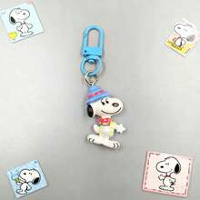 SNOOPY 1pc 2026 New Cute Pendant, Classic Peanut Comic Peripheral, And Cute Debut! Q-Cute Three-Dimensional Design, Soft And Versatile, Whether Used As A Keychain, Bag Accessory, Or Carried On Car Keys, It Is Super Eye-Catching. - Multicolor - View 4