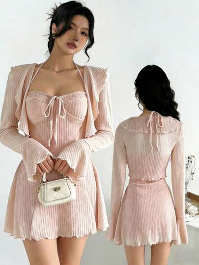 طقم ملابس علوية كامي مزينة بالدانتيل الأنيق والجميل وتنورة قصيرة على شكل A مع خصر مشدود وياقة دانتيل، للربيع والصيف