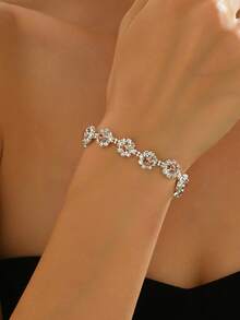 1pc Women's Minimalist Elegant Rhinestone Embellished Claw Chain Bracelet, Suitable For Daily Wear - Champagne - View 2