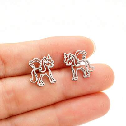 1 par de pendientes de unicornio y caballo de acero inoxidable con estilo gótico, pendientes de animales con diseño punk, pendientes kawaii