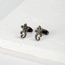 1 Pair Stainless Steel Lizard Stud Earrings Fashion Gecko Cocktail Earrings Women Wedding Jewelry - GED702 - View 2