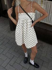 Buzzelle Đầm ngắn kiểu Bohemian cổ điển in chấm bi toàn thân, dáng suông, eo chun nhún bèo, viền ren, dây mảnh, có thể mặc như chân váy theo nhiều kiểu khác nhau. - trắng - Xem 1