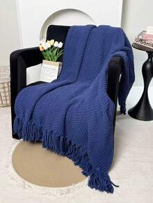 Toalla granulada de color azul oscuro