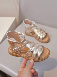 1 Pair Girls' Summer Casual Minimalist Vacation Style Outdoor Open Toe Flat Roman Sandals - Champagne - View 7