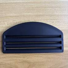 重型塑料宠物食品分配器，挤压式，材质耐用，易开盖，无需组装，设计紧凑，无需电池 - 擠壓餵食 - 查看 5