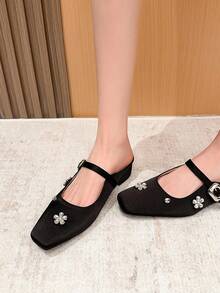 Xin Jing Shoes Women's Flat Shoes, Fashion Versatile Rhinestone Flower One-Strap Flat Heel Commuting Loafers - Black - View 6