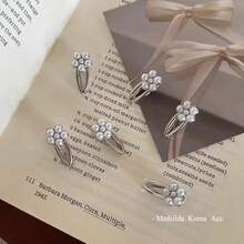 Delicate Pearl Flower Bangs Clip, Mini Metal Hair Claws Hairpins Accessories - Multicolor - View 1